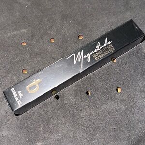 New/Sealed Magnetude Magnetic Eyeliner in Black